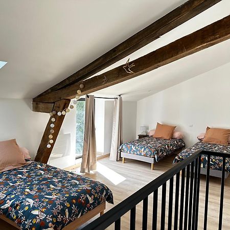 Gite Du Chat Roux La Chapelle-Saint-Martin-en-Plaine Экстерьер фото